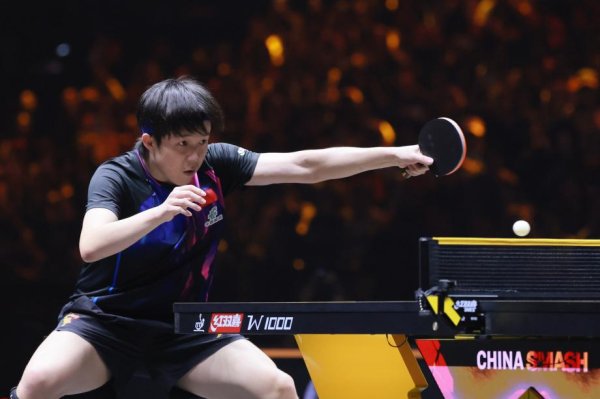 王楚钦4-3险胜向鹏 将与费利克斯·勒布伦争冠